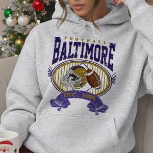 Baltimore FOOTBALL FAN,GAME DAY, VINTAGE,GRAPHIC RETRO 90S - Vintage Football Pullover Hoodie | Gildan 18500