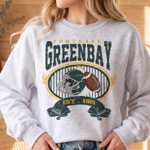 Green Bay FOOTBALL FAN,GAME DAY, VINTAGE,GRAPHIC RETRO 90S - Vintage Football Crewneck Sweatshirt | Gildan 18000