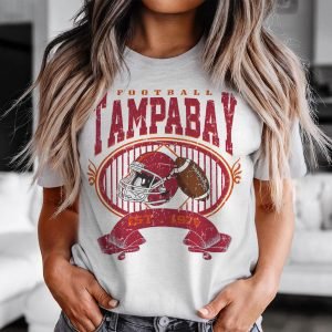 Tampa Bay FOOTBALL FAN,GAME DAY, VINTAGE,GRAPHIC RETRO 90S - Vintage Football Graphic T Shirt | Gildan 5000