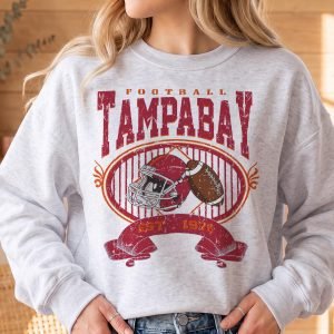 Tampa Bay FOOTBALL FAN,GAME DAY, VINTAGE,GRAPHIC RETRO 90S - Vintage Football Crewneck Sweatshirt | Gildan 18000