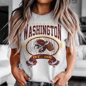 Washington FOOTBALL FAN,GAME DAY, VINTAGE,GRAPHIC RETRO 90S - Vintage Football Graphic T Shirt | Gildan 5000